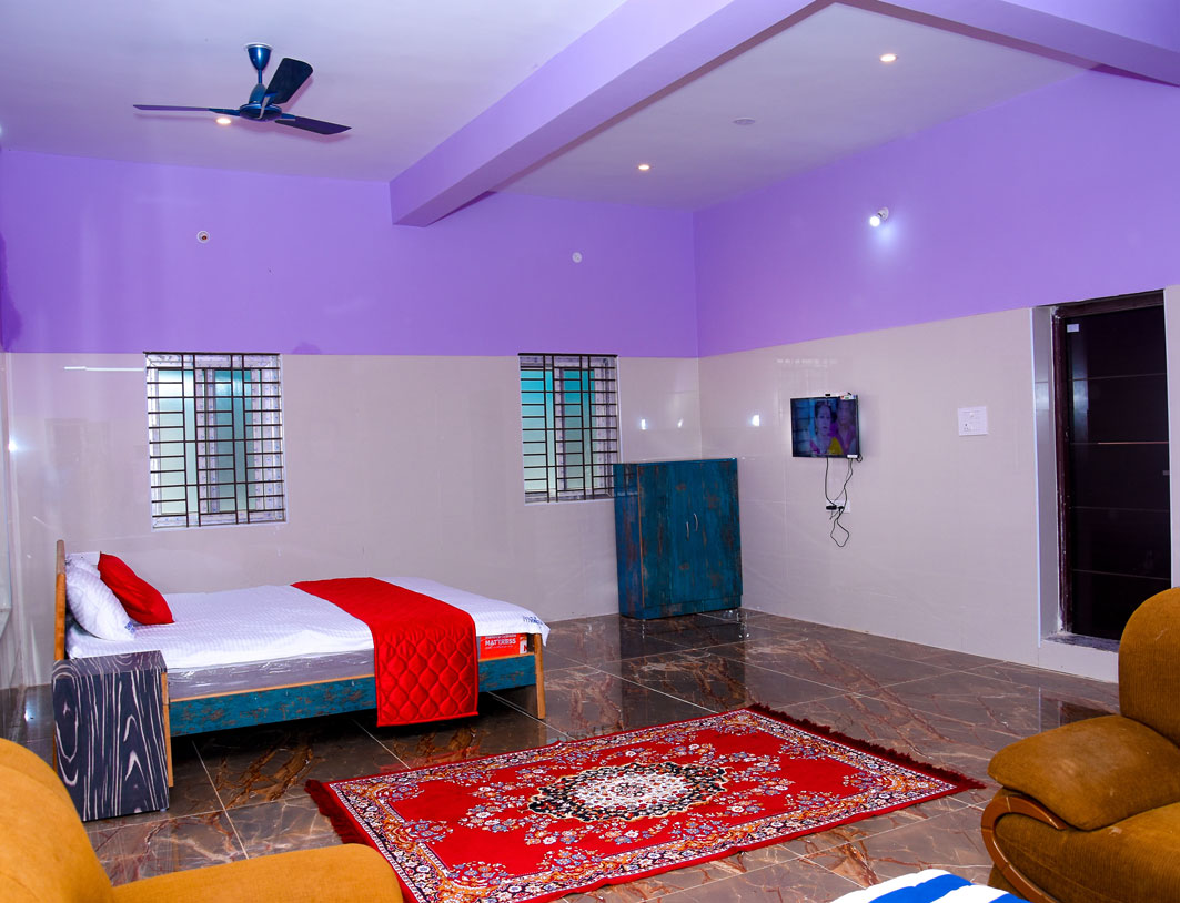 Suite Room - Shrimalli Home Stay